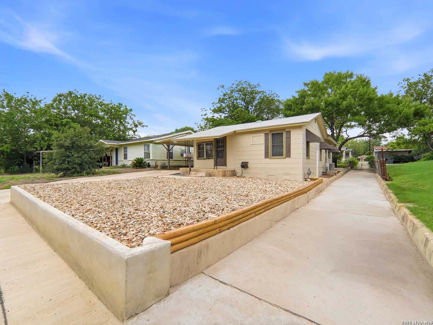 2323 Hiawatha San Antonio TX 78210