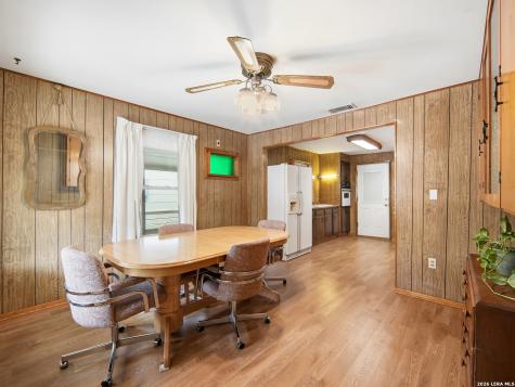 2323 Hiawatha San Antonio TX 78210