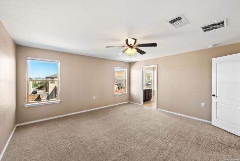 7454 Bluebonnet Bay San Antonio TX 78218