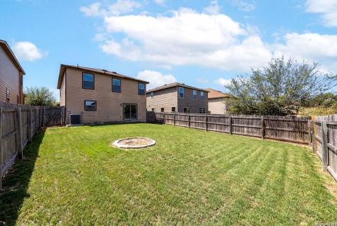 7454 Bluebonnet Bay San Antonio TX 78218