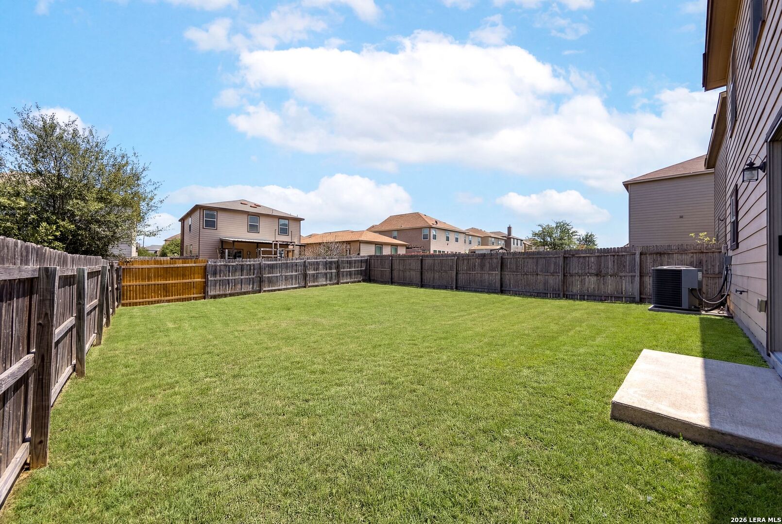 7454 Bluebonnet Bay San Antonio TX 78218