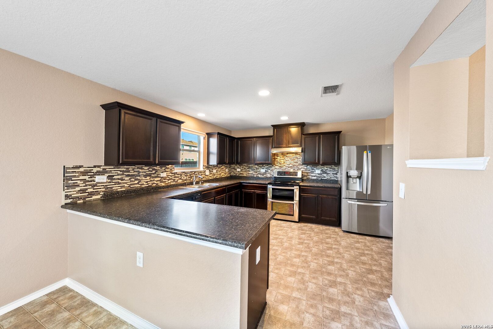 7454 Bluebonnet Bay San Antonio TX 78218