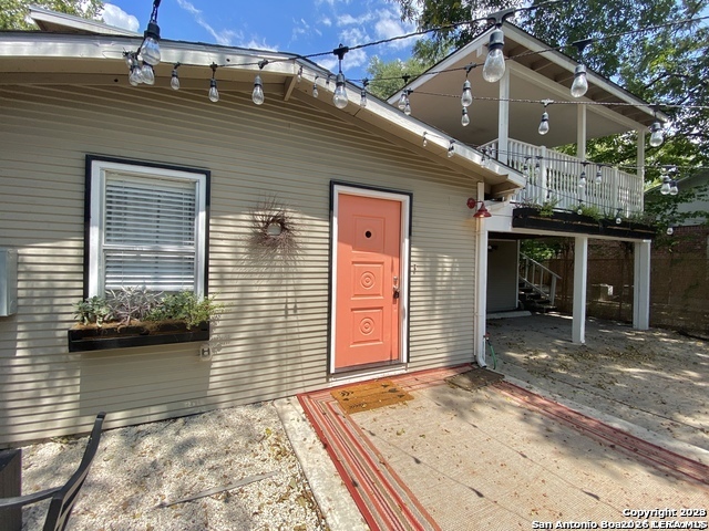 211 Eleanor San Antonio TX 78209