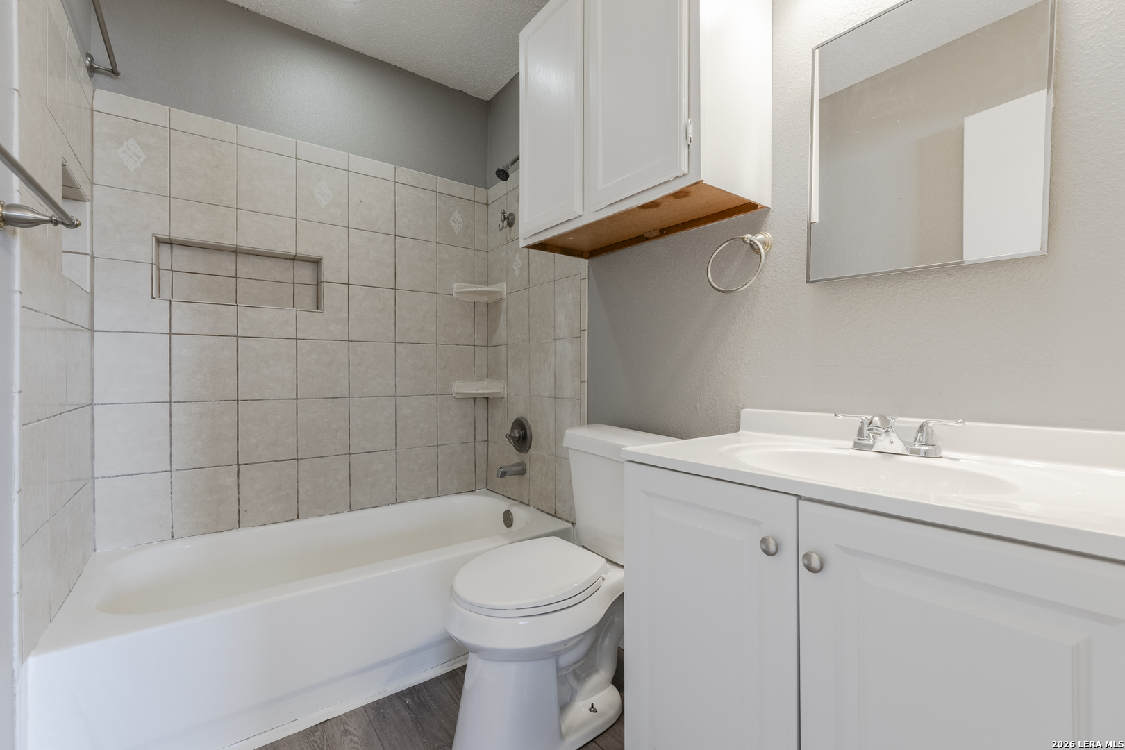 8011 Chestnut Cedar Drive Converse TX 78109