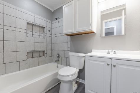 8011 Chestnut Cedar Drive Converse TX 78109