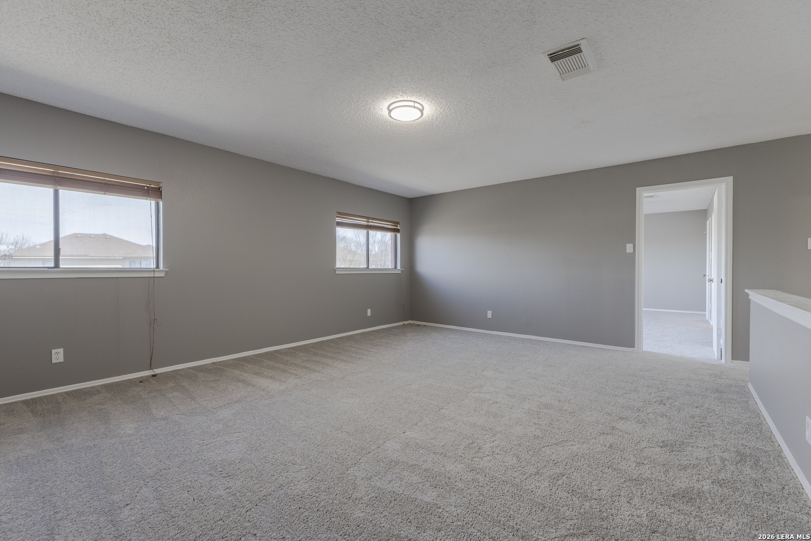 8011 Chestnut Cedar Drive Converse TX 78109