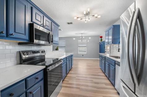 5742 Butch Canyon San Antonio TX 78252