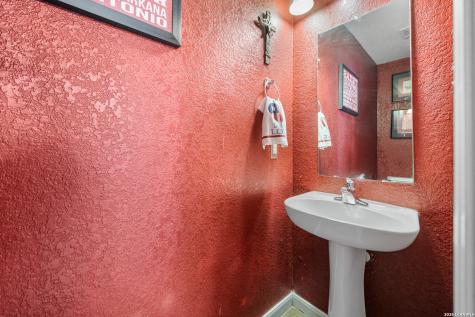 5742 Butch Canyon San Antonio TX 78252