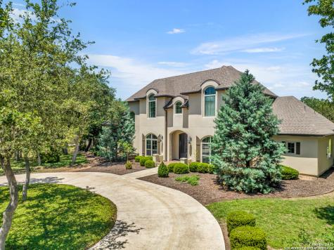 109 Pin Oak Forest Street Hill Country Village TX 78232