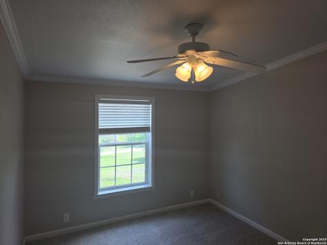 7940 County Road 279 Rio Medina TX 78066