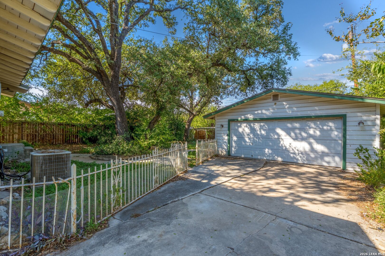 165 W Mandalay Drive San Antonio TX 78212