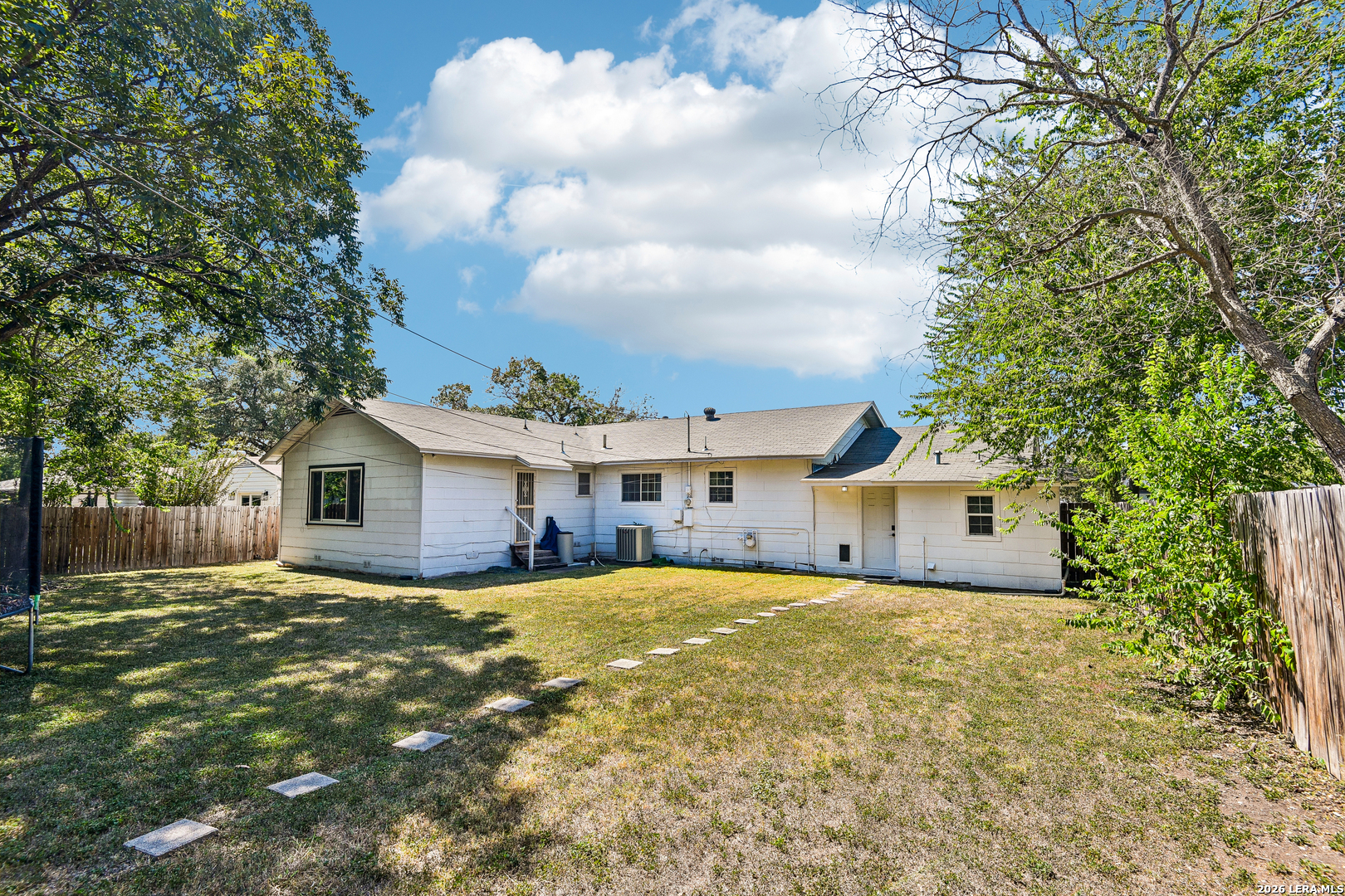331 Sutton Drive San Antonio TX 78228