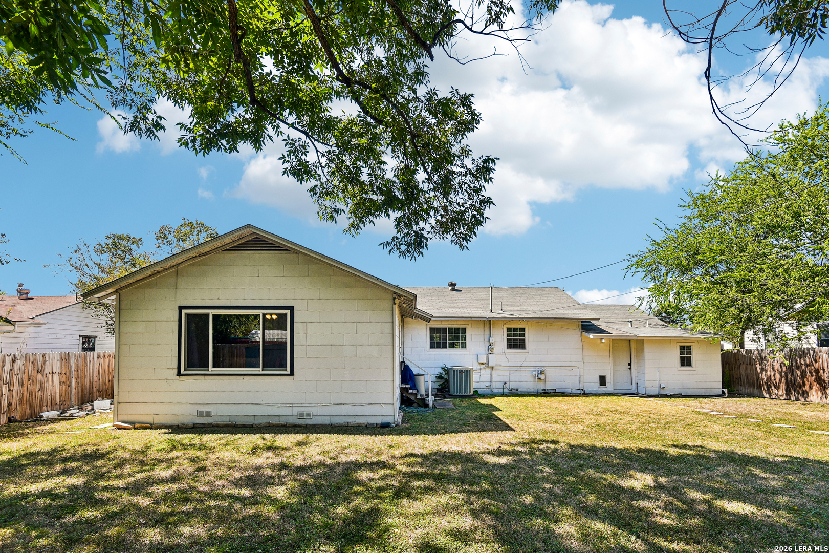 331 Sutton Drive San Antonio TX 78228