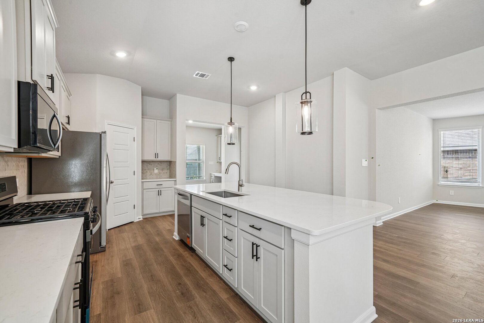 1258 Nikos Hollow San Antonio TX 78245