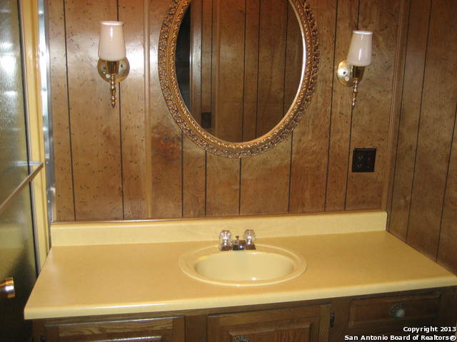 25323 Lynda Sue Drive San Antonio TX 78257