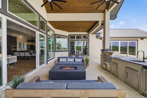 340 Copper Crest New Braunfels TX 78132