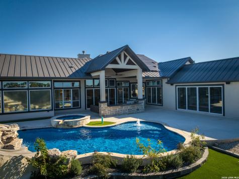 340 Copper Crest New Braunfels TX 78132