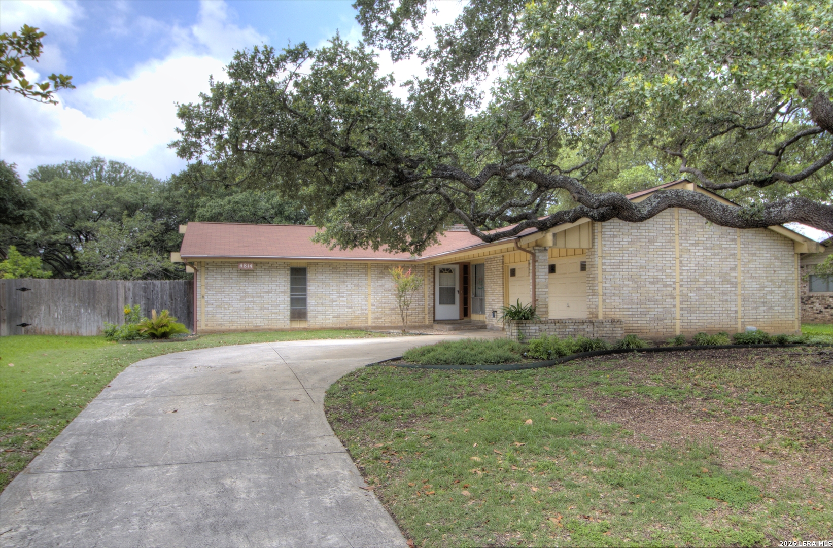 4814 La Salida Street San Antonio TX 78233