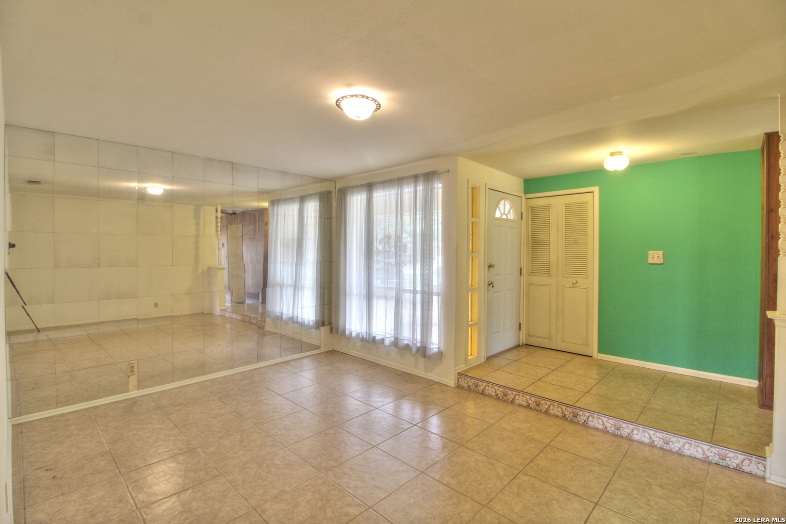 4814 La Salida Street San Antonio TX 78233