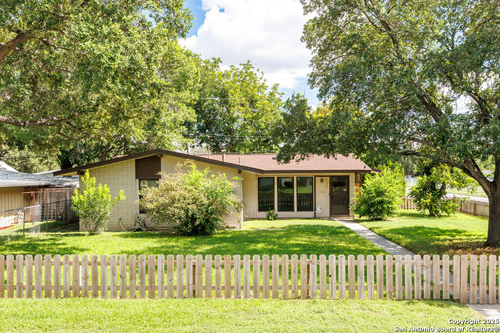502 Timberlane Drive San Antonio TX 78218