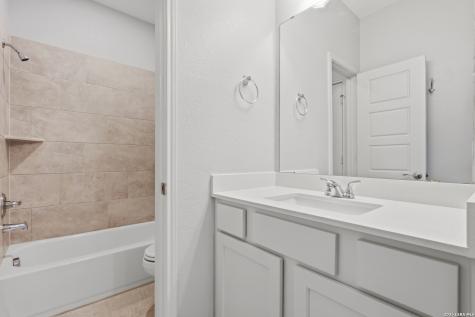 109 Boulder Creek Boerne TX 78006