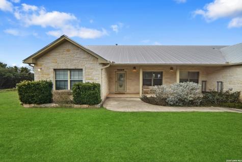1748 Fm 3424 Canyon Lake TX 78133