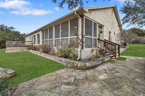 1748 Fm 3424 Canyon Lake TX 78133