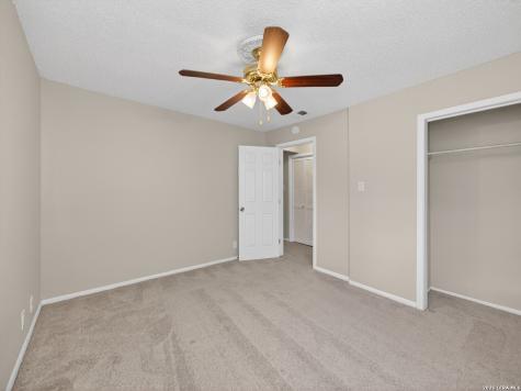 8517 Echo Creek Lane San Antonio TX 78240