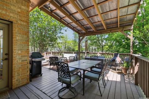 726 Treaty Oak San Antonio TX 78258