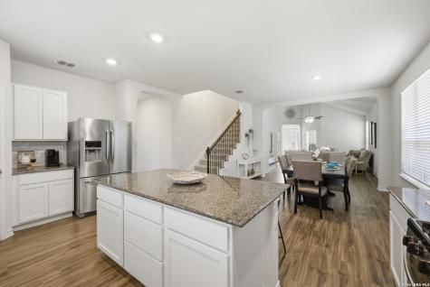 8602 Knapp Rise San Antonio TX 78254