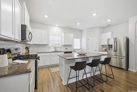 8602 Knapp Rise San Antonio TX 78254