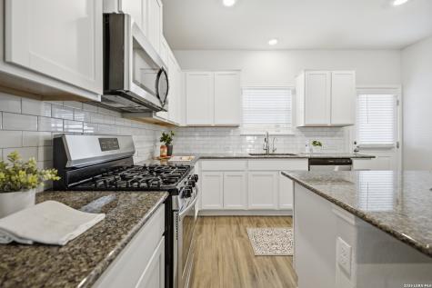 8602 Knapp Rise San Antonio TX 78254