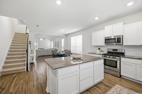 8602 Knapp Rise San Antonio TX 78254