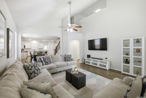 8602 Knapp Rise San Antonio TX 78254