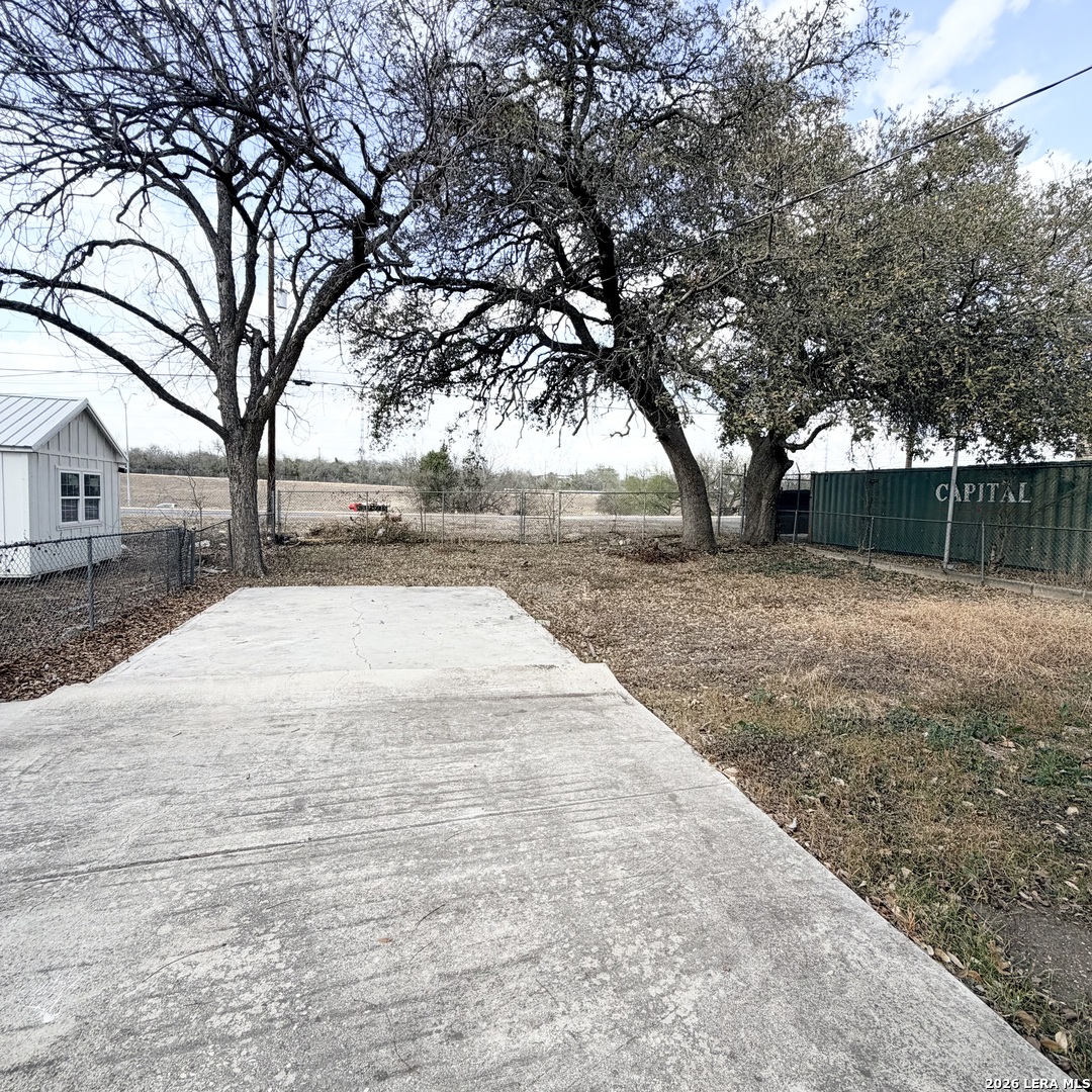 829 E Drexel Avenue San Antonio TX 78210