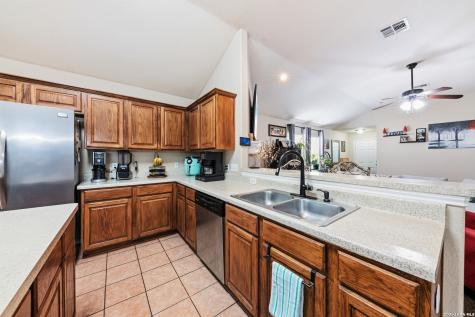 321 Placid Meadow New Braunfels TX 78130