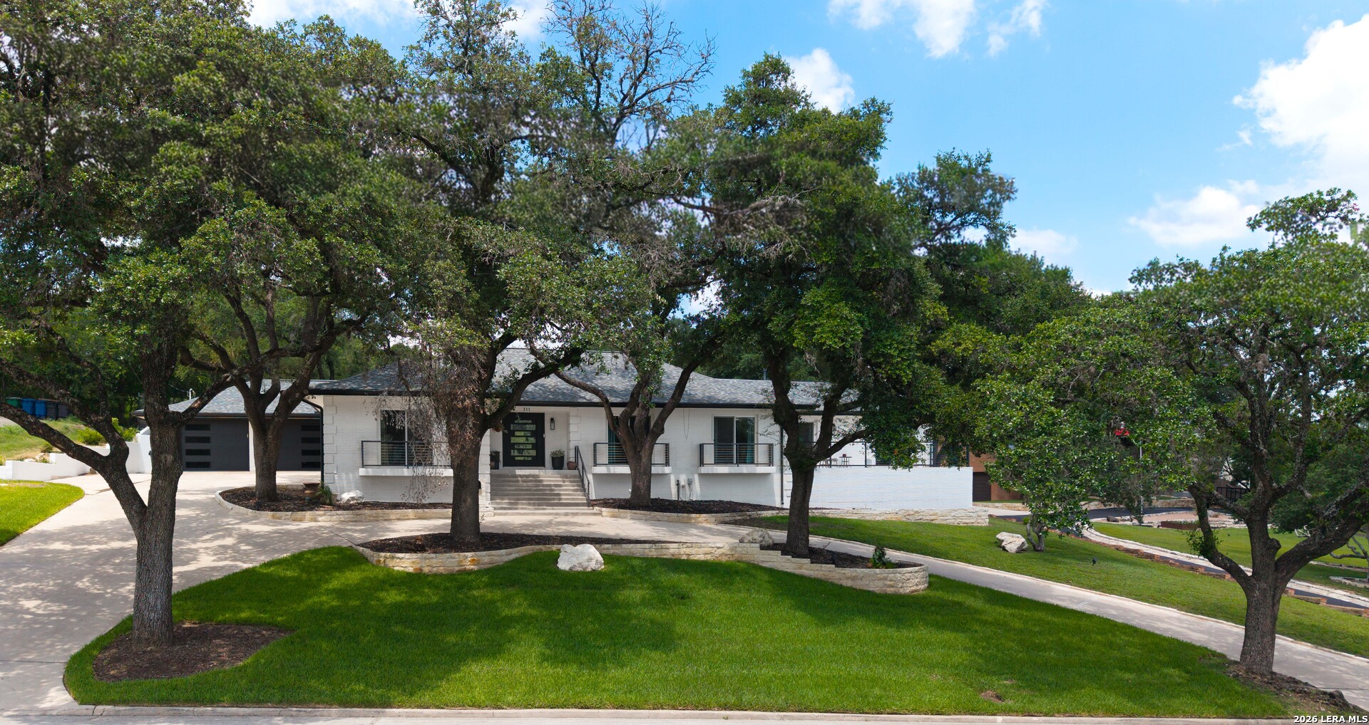 311 E Woodlake Drive San Antonio TX 78229