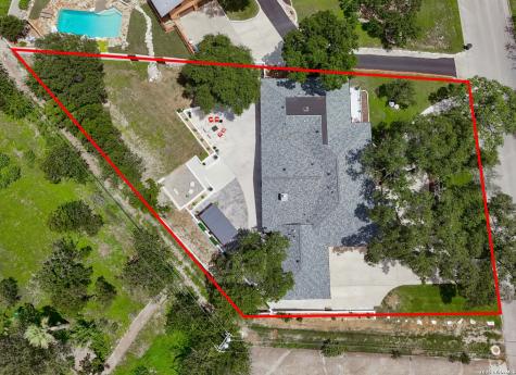 311 E Woodlake Drive San Antonio TX 78229