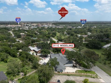 311 E Woodlake Drive San Antonio TX 78229