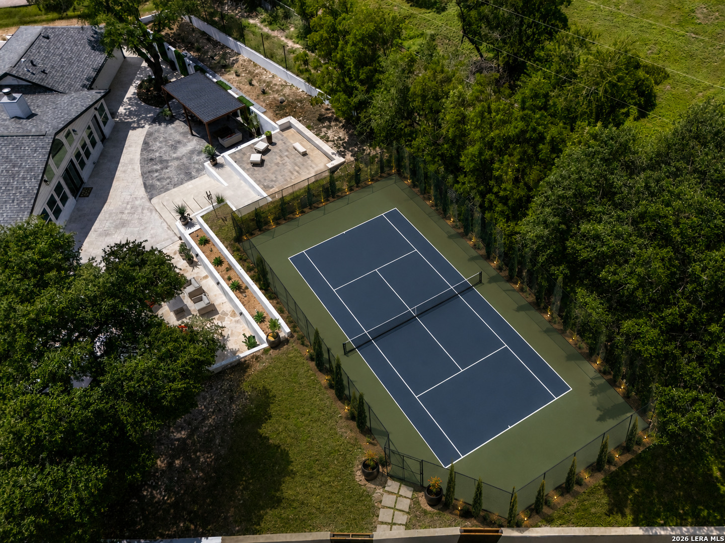 311 E Woodlake Drive San Antonio TX 78229