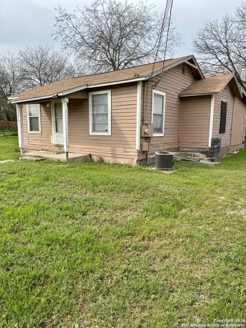 125 Smallwood Drive San Antonio TX 78210