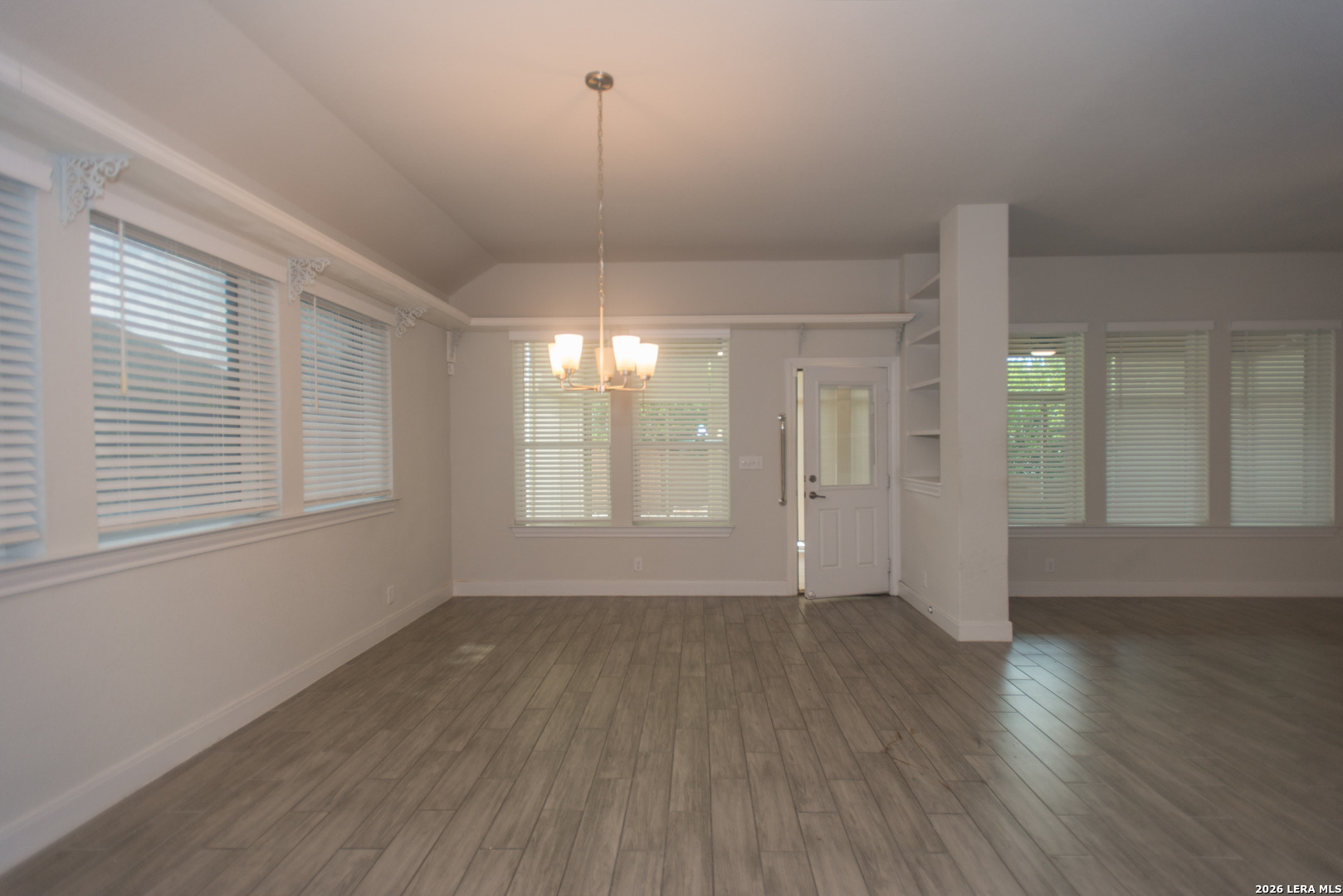 8233 Merchants Lodge San Antonio TX 78255