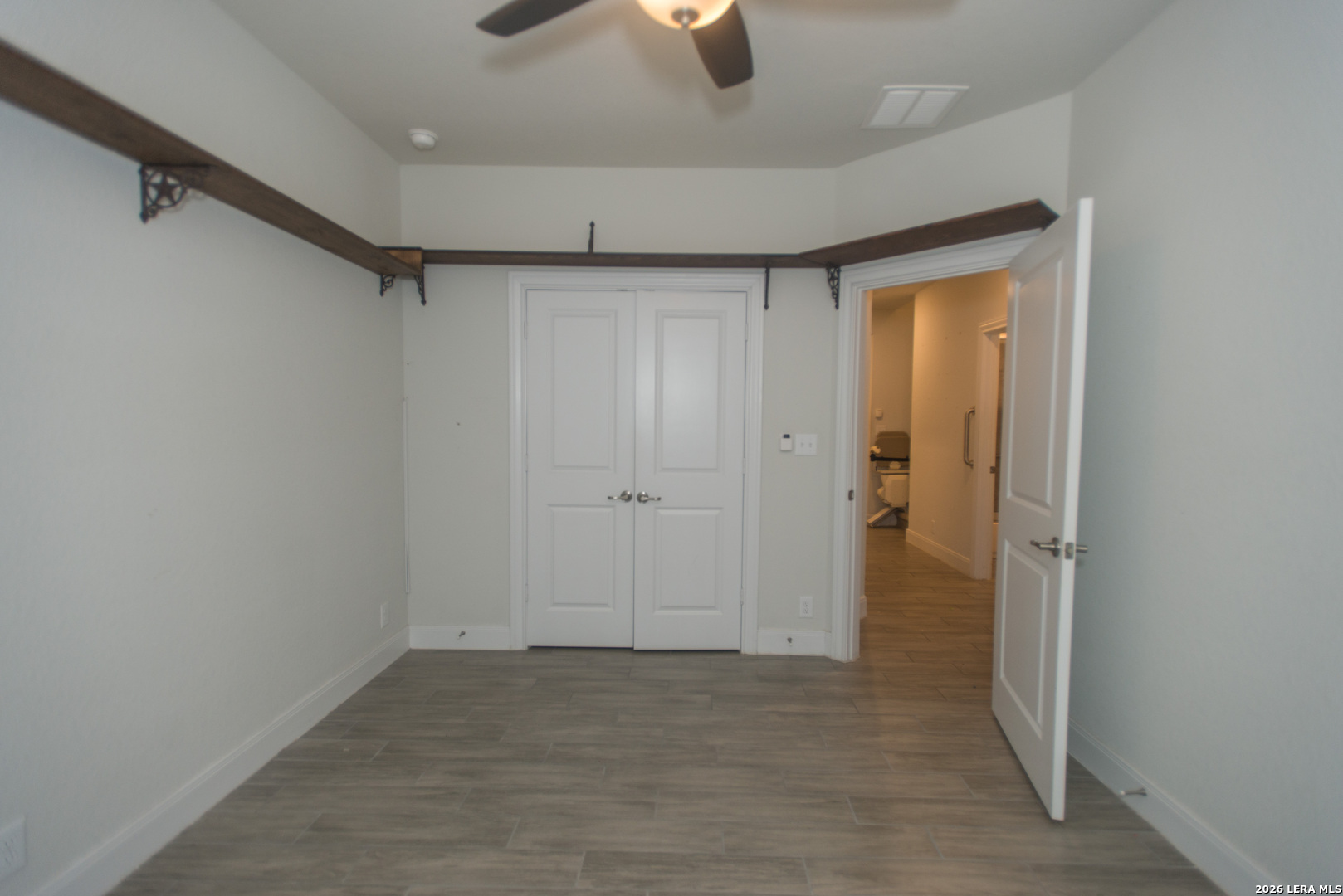 8233 Merchants Lodge San Antonio TX 78255