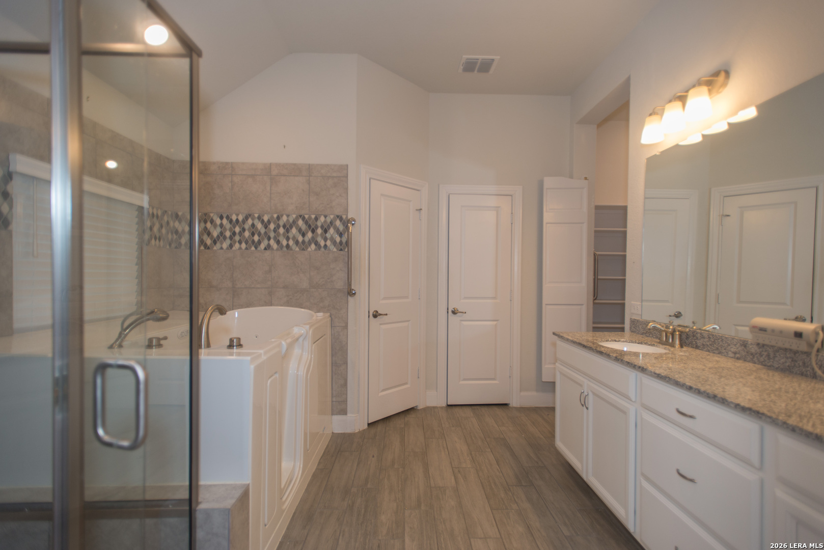8233 Merchants Lodge San Antonio TX 78255