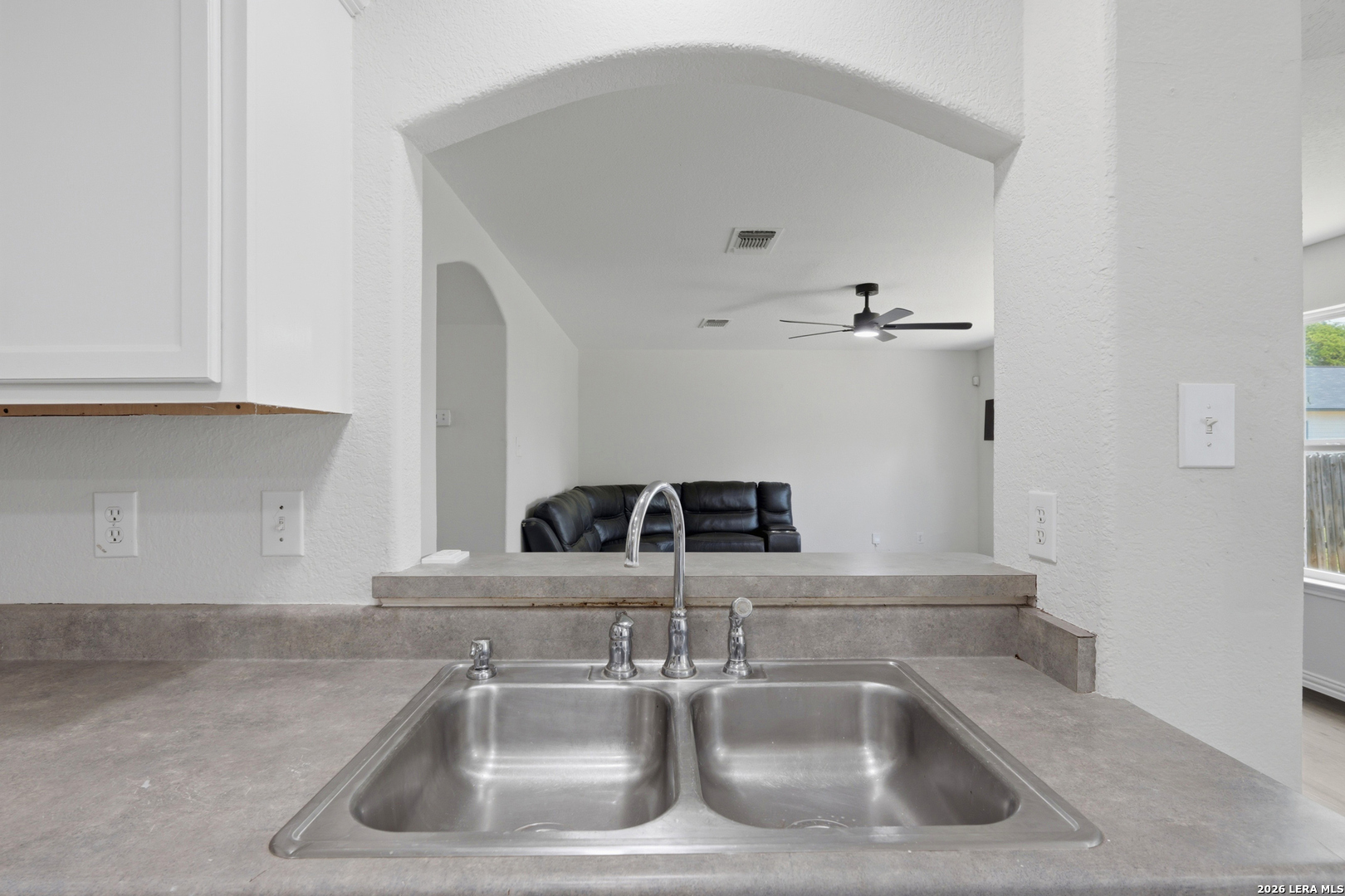 255 Hallie Cove San Antonio TX 78227