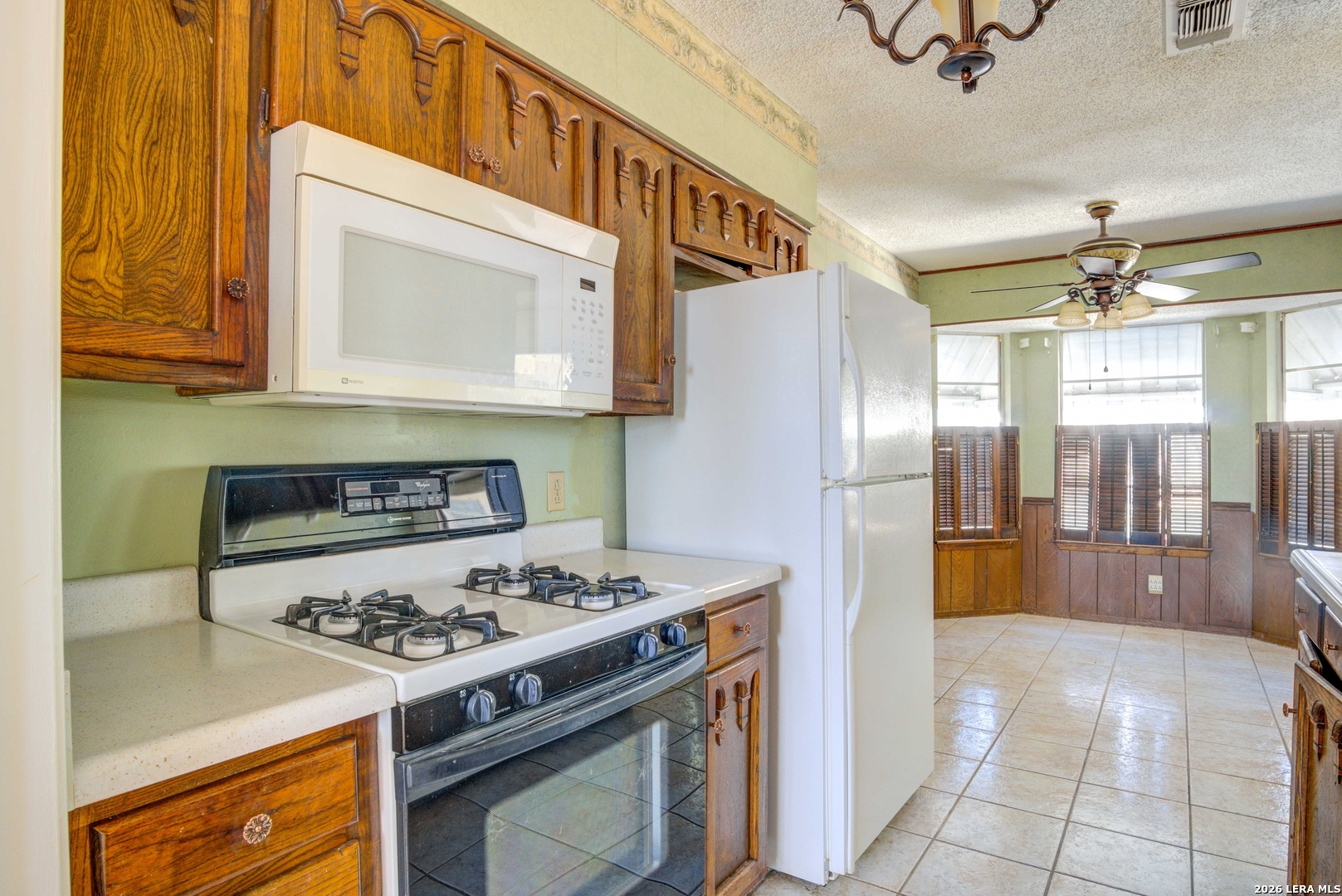 7123 Tealeaf Leon Valley TX 78238