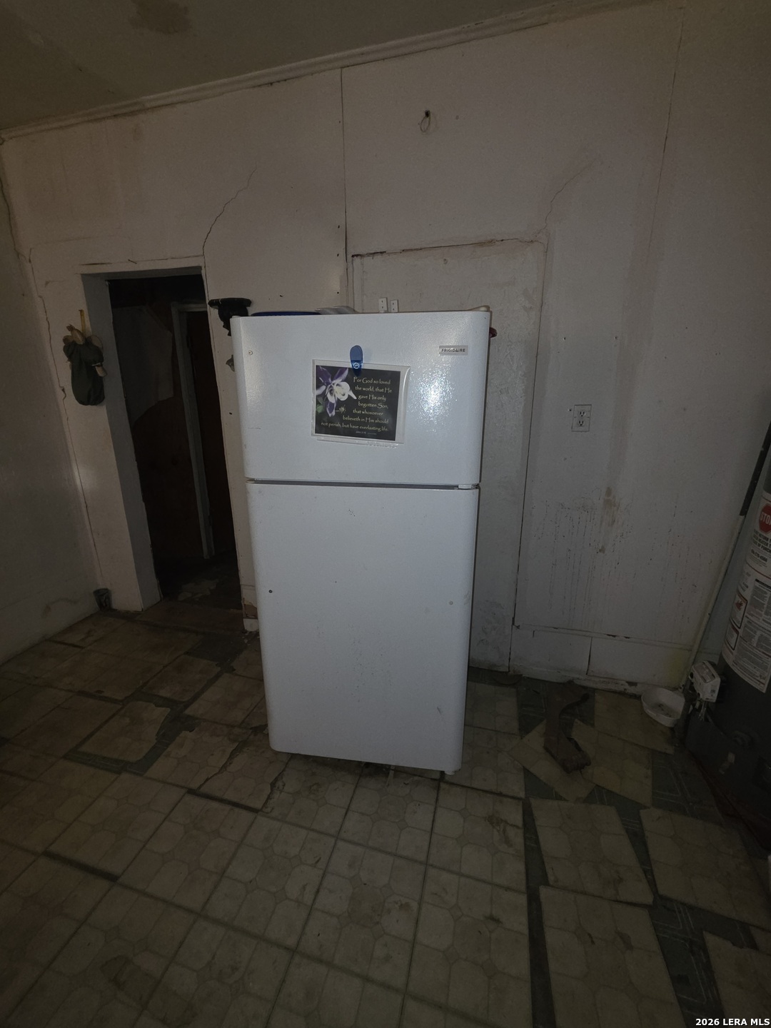 1127 S Jewett San Antonio TX 78237