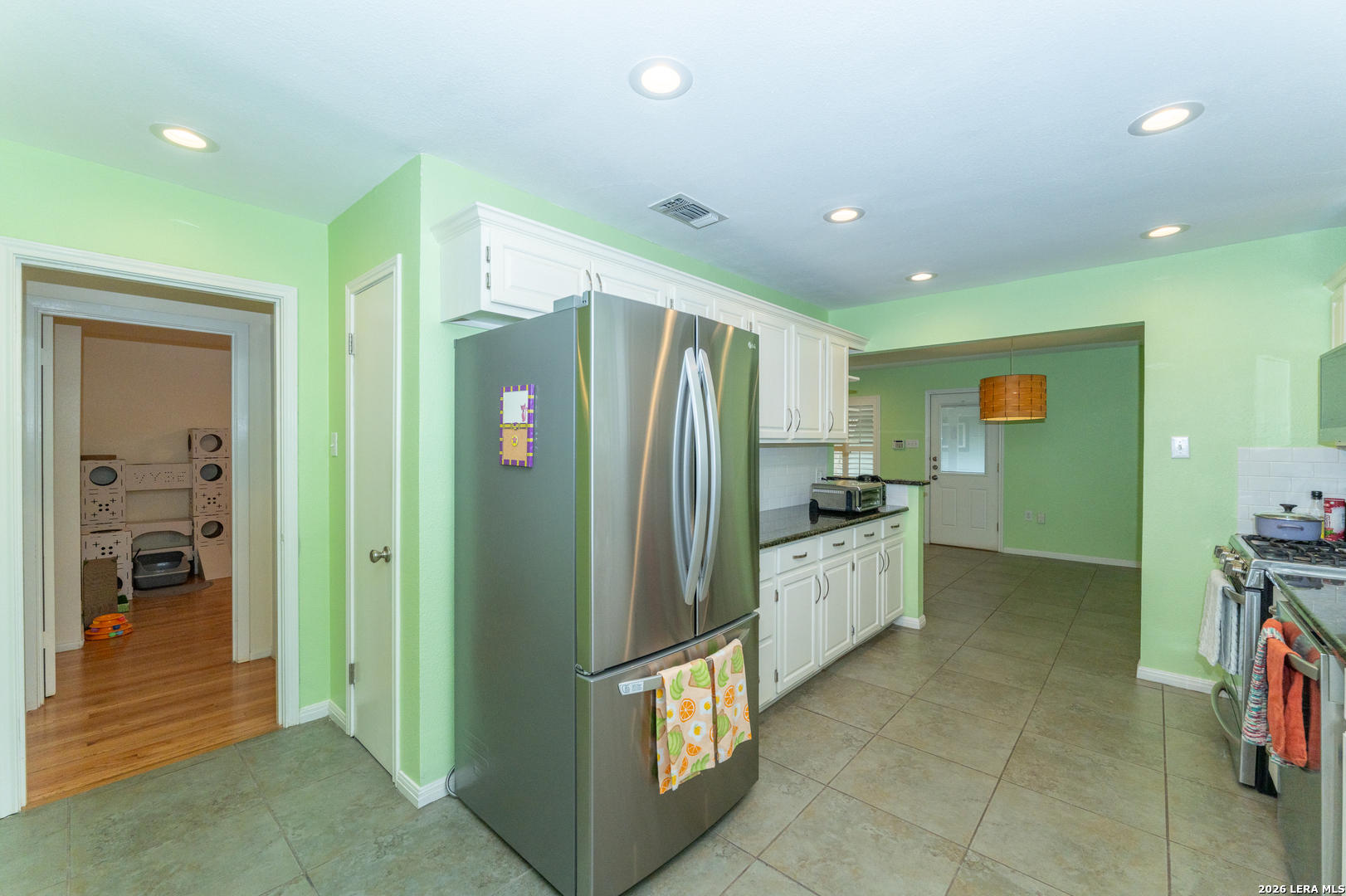 636 Rittiman Road Terrell Hills TX 78209