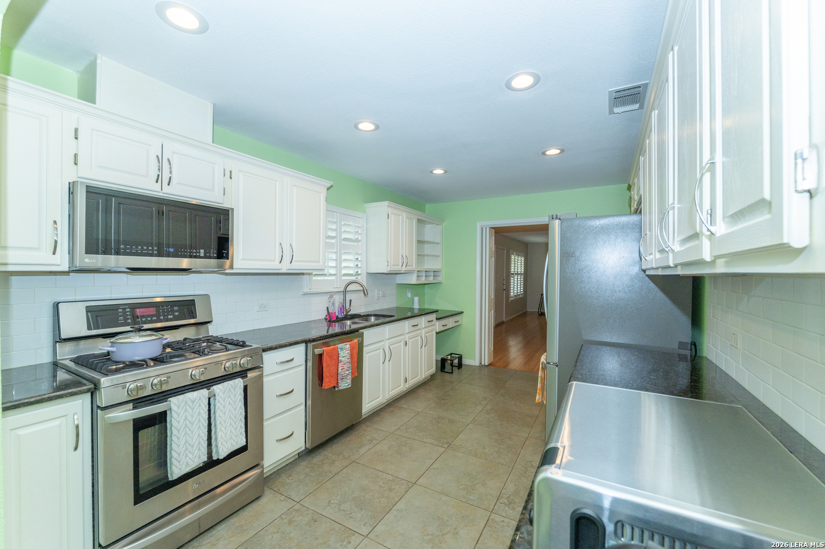 636 Rittiman Road Terrell Hills TX 78209