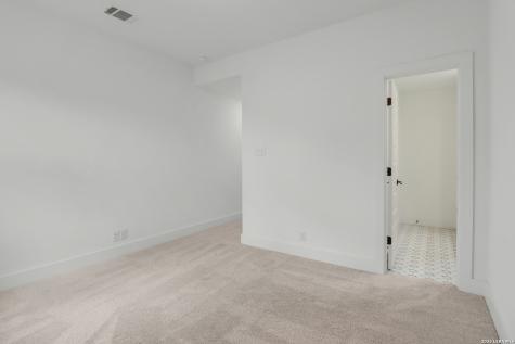 1421 Escarpment New Braunfels TX 78132